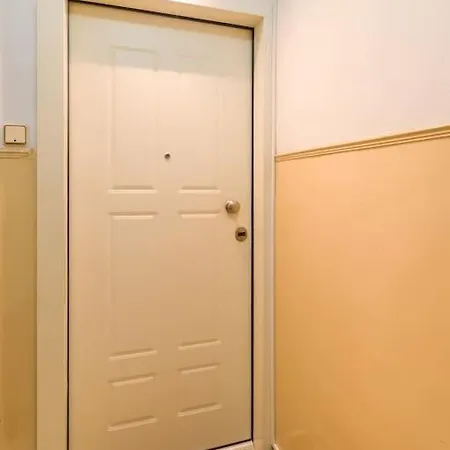Luxmini 2bd Apt Near The Sea סלוניקי