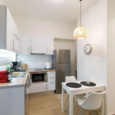 Luxmini 2bd Apt Near The Sea Διαμέρισμα *